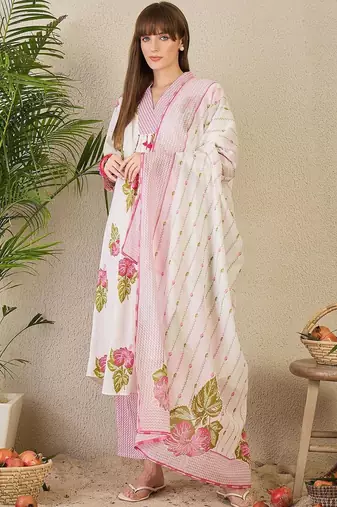 Women Floral Printed Regular Pure Cotton Kurta with Trousers & With Dupatta