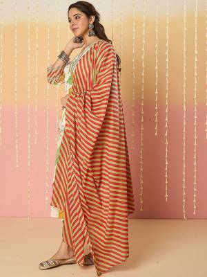 Women Floral Printed Empire Pure Cotton Kurta with Trousers & With Dupatta 2