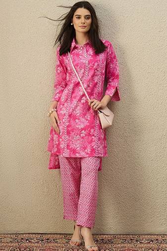 Women Floral Printed Regular Thread Work  Cotton Kurta with Trousers