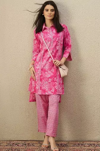 Women Floral Printed Regular Thread Work Pure Cotton Kurta with Trousers