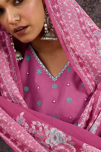 Women Floral Embroidered Regular Thread Work Pure Cotton Kurta with Trousers & With Dupatta