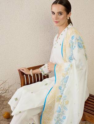 Women Floral Embroidered Regular Thread Work Pure Cotton Kurta with Trousers & With Dupatta 1