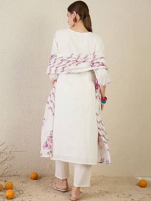 Women Floral Embroidered Regular Thread Work Pure Cotton Kurta with Trousers & With Dupatta 7