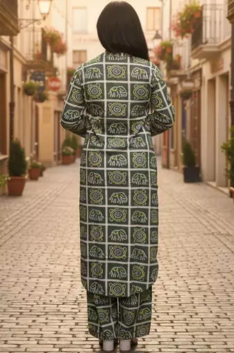 Women Bandhani Printed Regular Pure Cotton Kurta with Trousers