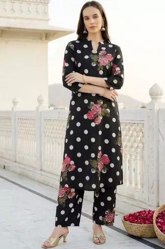 Women Floral Printed Regular Pure Cotton Kurta with Trousers