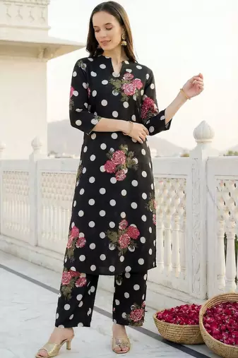 Women Floral Printed Regular Pure Cotton Kurta with Trousers