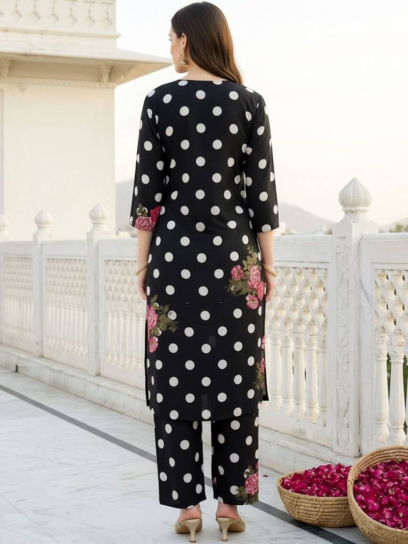 Women Floral Printed Regular Pure Cotton Kurta with Trousers