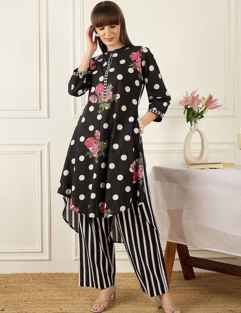 Women Floral Printed Regular Pure Cotton Kurta with Trousers & With Dupatta
