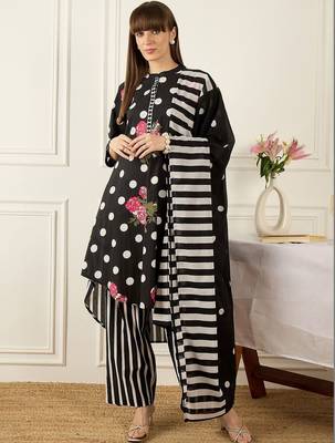 Women Floral Printed Regular Pure Cotton Kurta with Trousers & With Dupatta 5