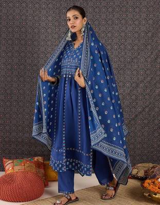 Women Ethnic Motifs Printed Regular Sequinned Pure Cotton Kurta with Trousers & With Dupatta 4