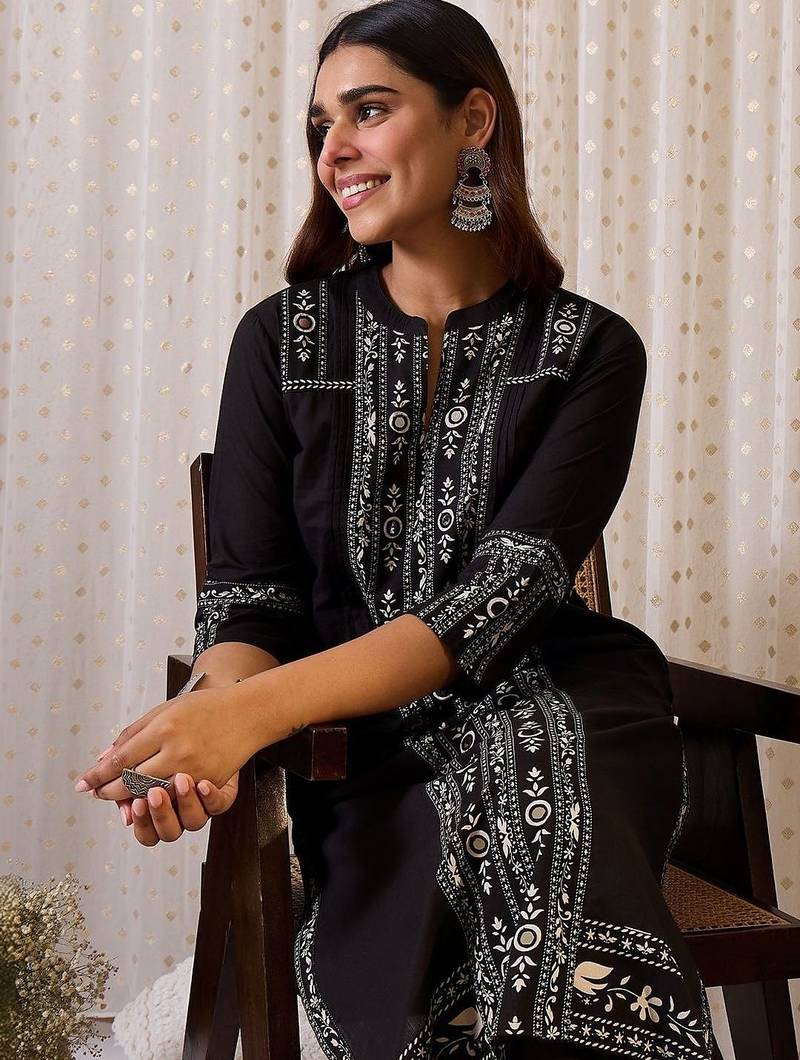 Women Ethnic Motifs Printed Regular Mirror Work Pure Cotton Kurta with Trousers