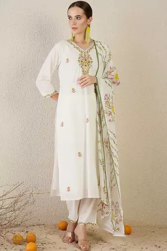 Women Floral Embroidered Regular Thread Work Pure Cotton Kurta with Trousers & With Dupatta
