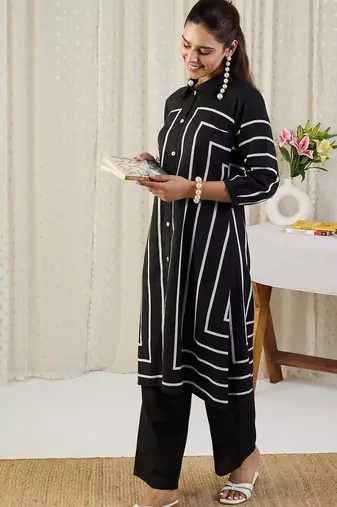Women Printed Regular Kurta with Palazzos