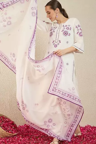 Women Floral Embroidered Regular Thread Work Pure Cotton Kurta with Trousers & With Dupatta