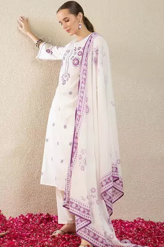 Women Floral Embroidered Regular Thread Work Pure Cotton Kurta with Trousers & With Dupatta