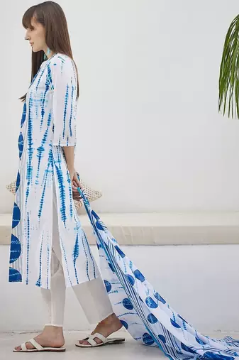 Women Printed Regular Pure Cotton Kurta with Trousers & With Dupatta