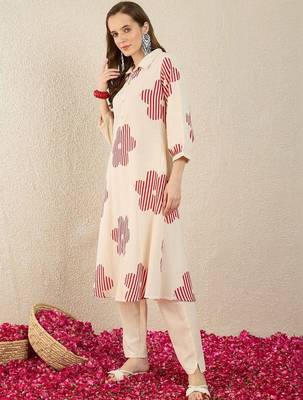 Women Floral Printed Regular Pure Cotton Kurta with Trousers 6