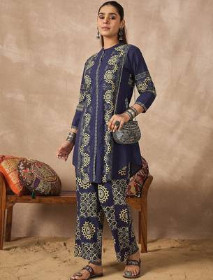 Women Printed Regular Sequinned Pure Cotton Kurta with Palazzos 3
