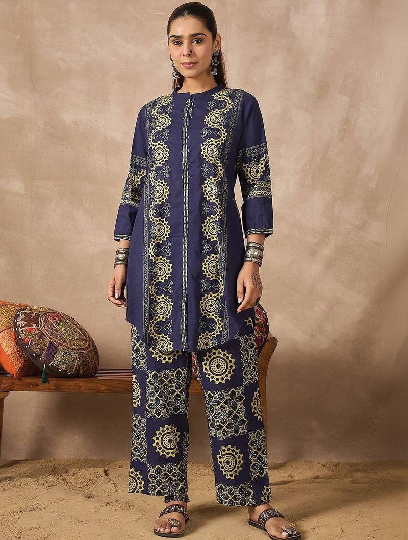 Women Printed Regular Sequinned Pure Cotton Kurta with Palazzos