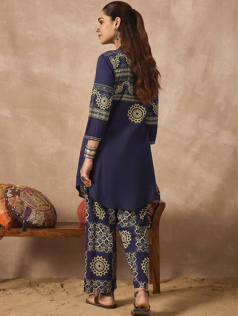Women Printed Regular Sequinned Pure Cotton Kurta with Palazzos