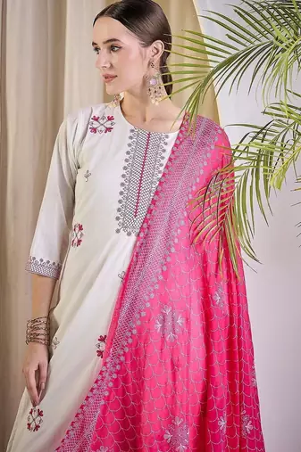 Women Ethnic Motifs Embroidered Regular Thread Work Pure Cotton Kurta with Trousers & With Dupatta