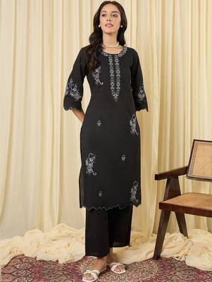 Women Ethnic Motifs Embroidered Regular Thread Work Pure Cotton Kurta with Trousers 6