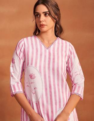 Women Printed Regular Linen Kurta with Trousers & With Dupatta 5