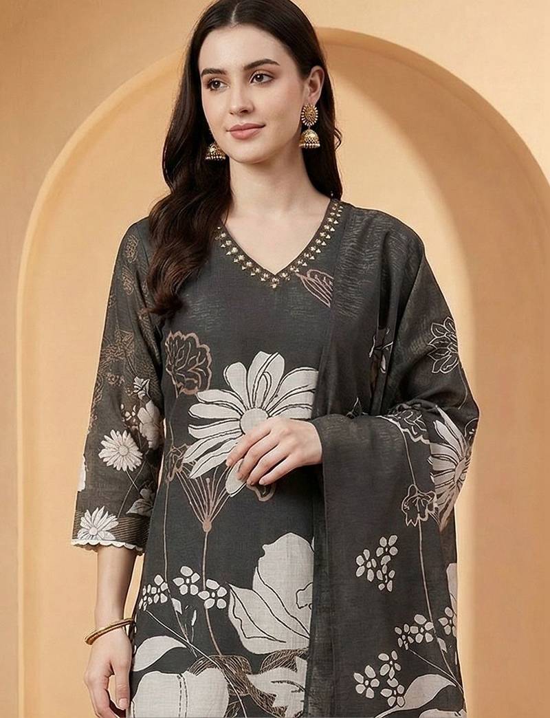 Women Floral Printed Regular Thread Work Kurta with Trousers & With Dupatta