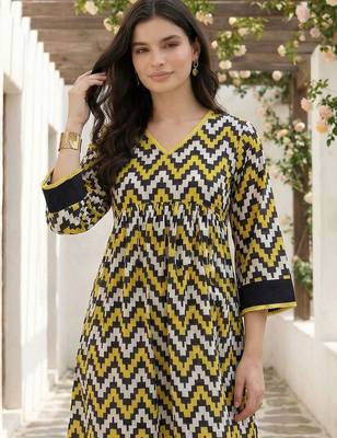 Women Printed Empire Pure Cotton Kurta with Trousers 5