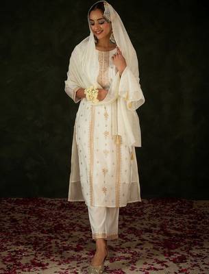 Women Ethnic Motifs Embroidered Regular Thread Work Kurta with Trousers & With Dupatta 7