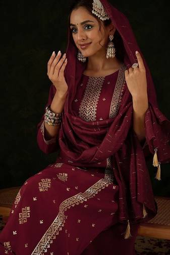 Women Ethnic Motifs Printed Regular Kurta with Trousers & With Dupatta