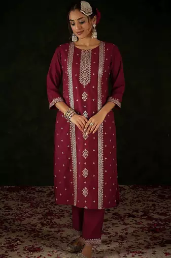 Women Ethnic Motifs Printed Regular Kurta with Trousers & With Dupatta