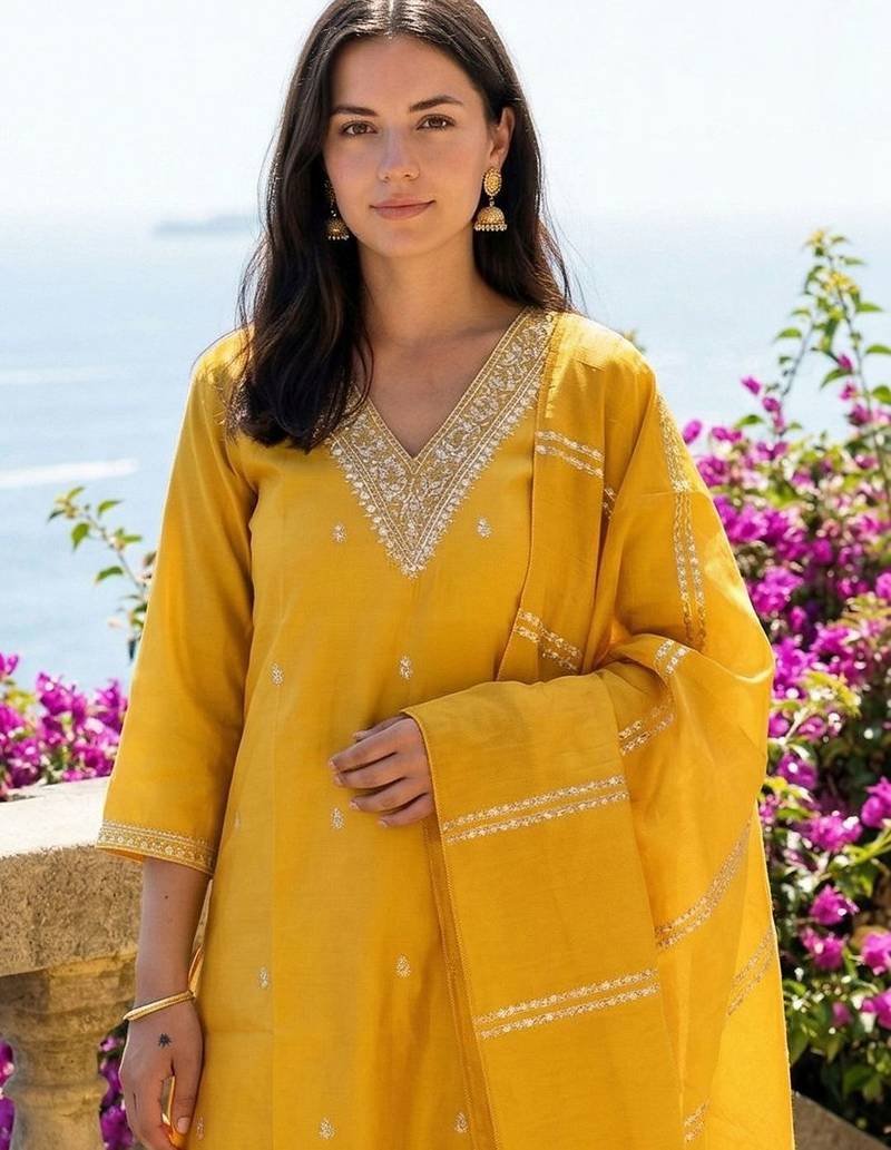 Women Ethnic Motifs Embroidered Regular Thread Work Kurta with Trousers & With Dupatta