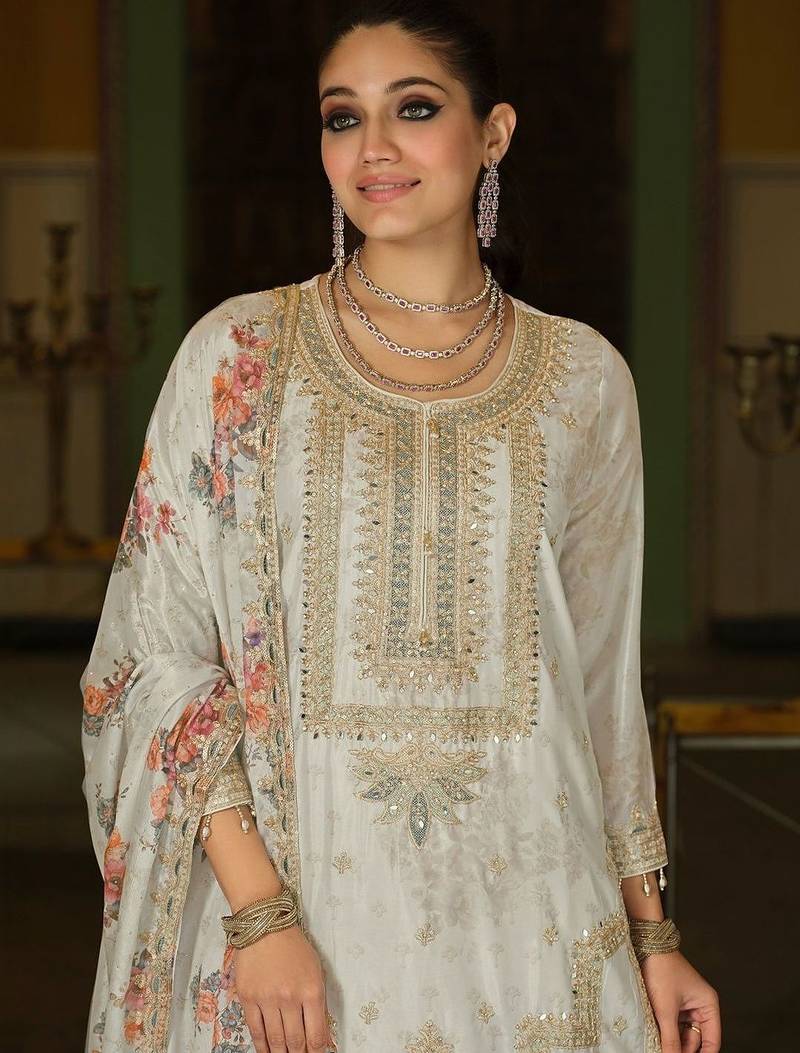 Women Floral Printed Regular Thread Work Kurta with Palazzos & With Dupatta