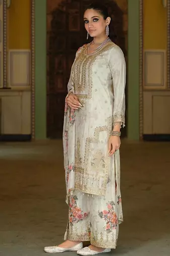 Women Floral Printed Regular Thread Work Kurta with Palazzos & With Dupatta