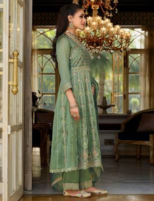 Green Embroidered Anarkali Kurta Trousers Dupatta Set 3