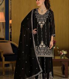 Women Ethnic Motifs Embroidered Regular Thread Work Kurta with Sharara & With Dupatta