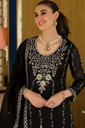 Women Ethnic Motifs Embroidered Regular Thread Work Kurta with Sharara & With Dupatta