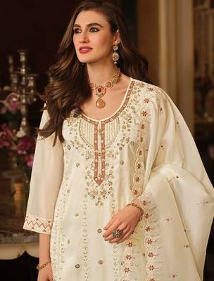 Women Ethnic Motifs Embroidered Regular Thread Work Kurta with Trousers & With Dupatta 2