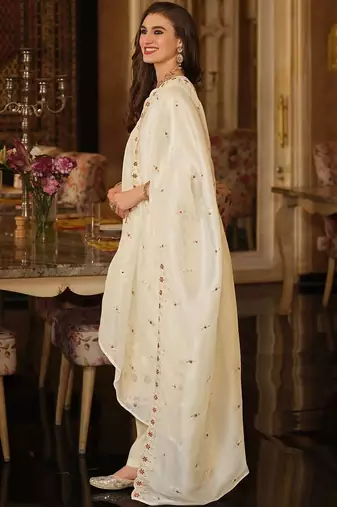 Women Ethnic Motifs Embroidered Regular Thread Work Kurta with Trousers & With Dupatta
