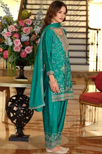 Women Ethnic Motifs Embroidered Regular Thread Work Kurta with Patiala & With Dupatta