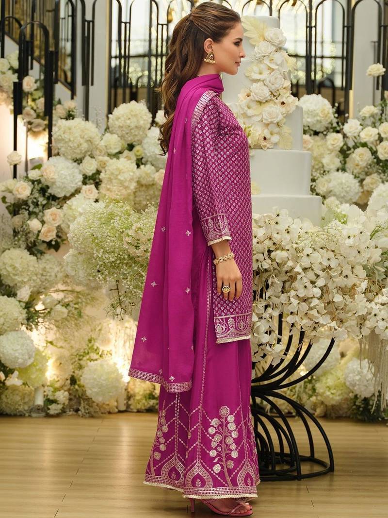 Women Regular Thread Work Kurta with Palazzos & With Dupatta