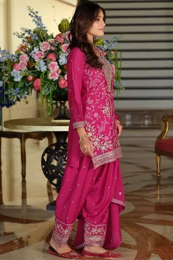 Women Ethnic Motifs Embroidered Regular Thread Work Kurta with Patiala & With Dupatta