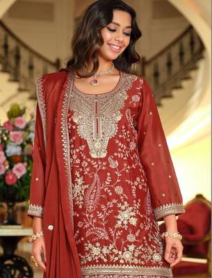 Women Ethnic Motifs Embroidered Regular Thread Work Kurta with Patiala & With Dupatta 4