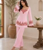 Thread Fendy Satin Straight Kurta Palazzo Set