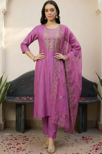 Ethnic Motifs Embroidered Regular Thread Work Kurta with Trousers & With Dupatta