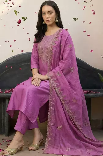 Ethnic Motifs Embroidered Regular Thread Work Kurta with Trousers & With Dupatta