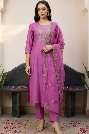 Ethnic Motifs Embroidered Regular Thread Work Kurta with Trousers & With Dupatta