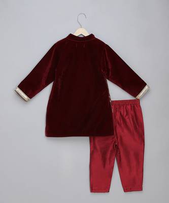 Maroon deer embroidered velvet father son bandhgala combo set 4