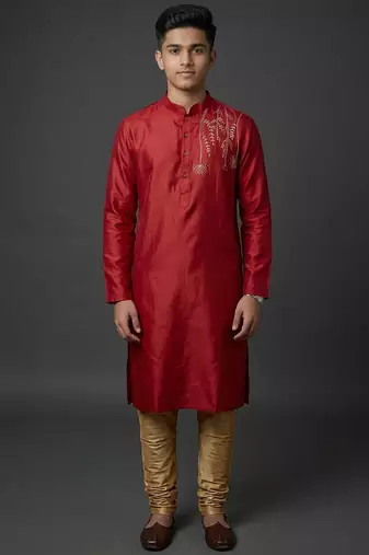Red silk kurta set for men's